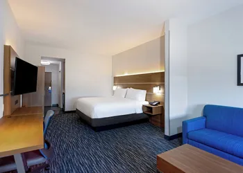 Holiday Inn Express and Suites Miramar by IHG hotel thumbnail 6