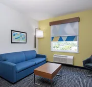 Holiday Inn Express and Suites Miramar by IHG hotel detail image 7