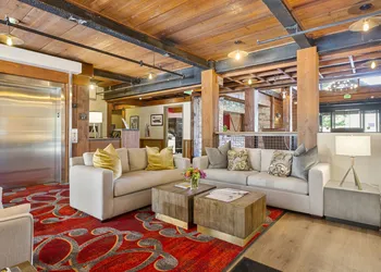 Silver Baron Lodge at Deer Valley hotel thumbnail 3