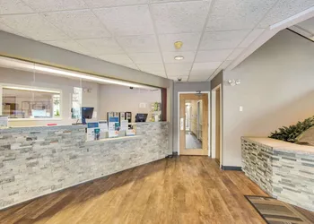Quality Inn & Suites Gorham Riverside hotel thumbnail 2