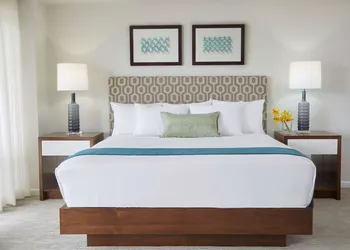 Ilikai Hotel & Luxury Suites hotel thumbnail 6