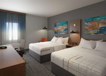 La Quinta Inn & Suites by Wyndham Bardstown hotel thumbnail 4
