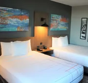 La Quinta Inn & Suites by Wyndham Bardstown hotel detail image 5