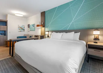 Comfort Suites Cottage Grove – Madison hotel thumbnail 6
