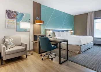Comfort Suites Cottage Grove – Madison hotel thumbnail 7