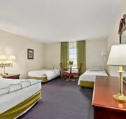 Second Floor Standard Deluxe hotel detail image 5