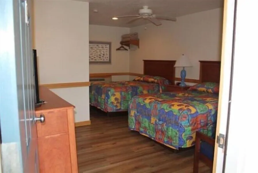 Pony Island Inn hotel detail image 2