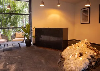 K'uyen Boutique Hotel hotel thumbnail 2