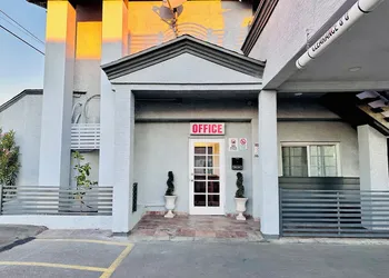 Perfect Inn Motel hotel thumbnail 2
