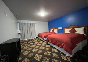Midway Motel hotel thumbnail 2