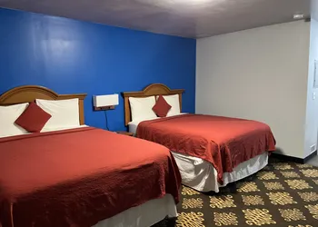 Midway Motel hotel thumbnail 6