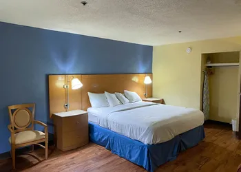 Motel 6 Savannah, GA- Gateway & I-95 hotel thumbnail 5