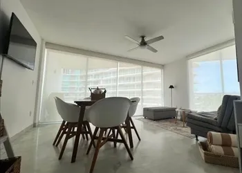 Aria Ocean 255 Flamingos hotel thumbnail 4