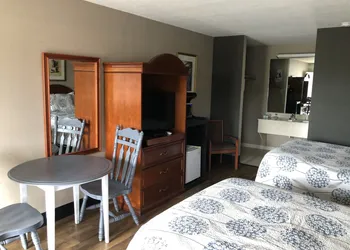 The Tompkinsville Inn hotel thumbnail 6