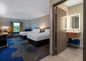 Microtel Inn & Suites by Wyndham Winchester hotel thumbnail 8