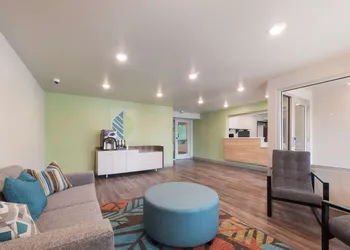Woodspring Suites Philadelphia Northeast hotel thumbnail 4