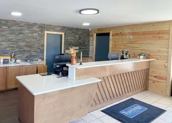 Travelodge by Wyndham Pigeon Forge Dollywood Lane hotel thumbnail 2