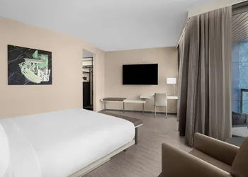 AC Hotel by Marriott Washington DC Capitol Hill Navy Yard hotel thumbnail 5