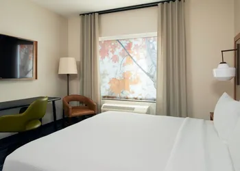 Fairfield Inn & Suites by Marriott Palmdale West hotel thumbnail 6