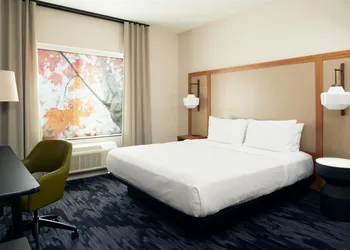 Fairfield Inn & Suites by Marriott Palmdale West hotel thumbnail 7