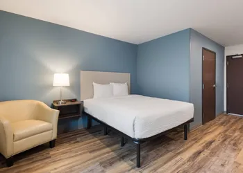 WoodSpring Suites Tampa Airport North Veterans Expressway hotel thumbnail 7