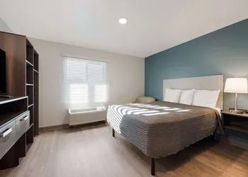 WoodSpring Suites Phoenix-Deer Valley hotel thumbnail 6