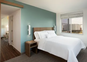Element Austin at The Domain hotel thumbnail 8