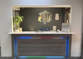 Royal Inn hotel thumbnail 2