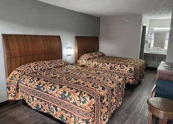 Royal Inn hotel thumbnail 3