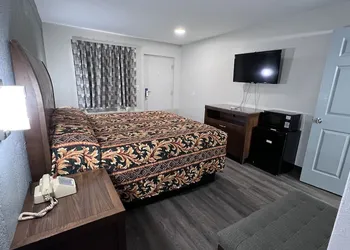 Royal Inn hotel thumbnail 7