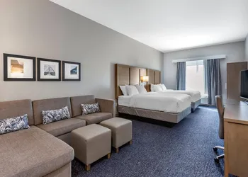Comfort Suites Scottsdale Talking Stick Entertainment District hotel thumbnail 5