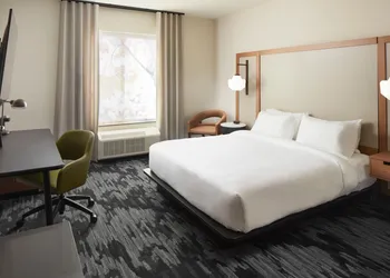 Fairfield Inn & Suites by Marriott Stony Creek hotel thumbnail 5