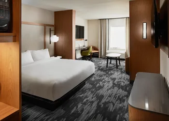 Fairfield Inn & Suites by Marriott Stony Creek hotel thumbnail 7