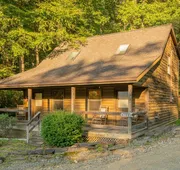 Mount Mitchell Eco Retreat hotel detail image 4