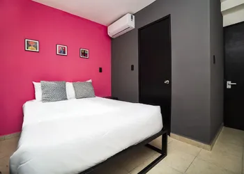 Adhoc Cintermex hotel thumbnail 7