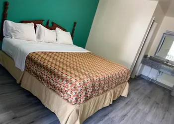 Green Garden Inn hotel thumbnail 4
