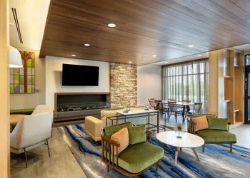 Fairfield Inn & Suites by Marriott Rome hotel thumbnail 3