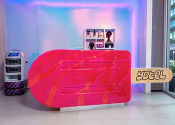 Yotel Miami hotel thumbnail 4