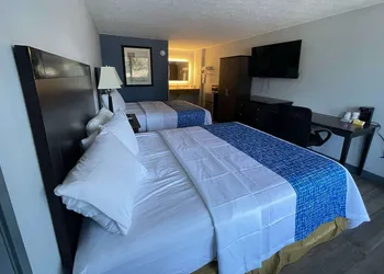 Travelodge By Wyndham Charles Town/Harpers Ferry hotel thumbnail 4