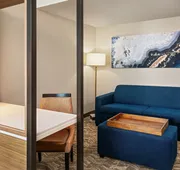 SpringHill Suites by Marriott Boston Logan Airport Revere Beach hotel detail image 7
