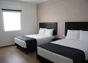 Hotel Capital Frontera hotel thumbnail 7