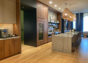 Kinn Guesthouse Downtown hotel thumbnail 2