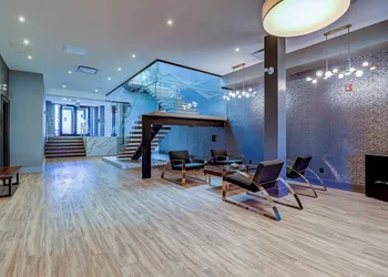 Dream Suites Near YYZ Airport hotel thumbnail 7