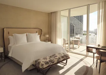 Four Seasons Hotel and Residences Fort Lauderdale hotel thumbnail 5