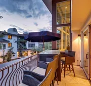 Red Lion Penthouse hotel detail image 7