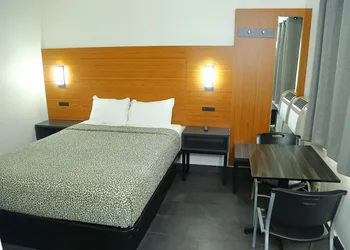 Sofi Motel hotel thumbnail 3