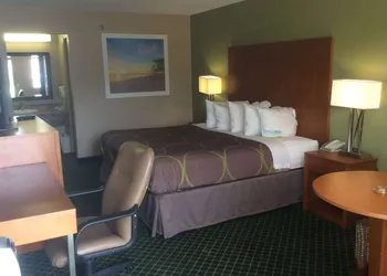 Days Inn by Wyndham Donalsonville hotel thumbnail 4