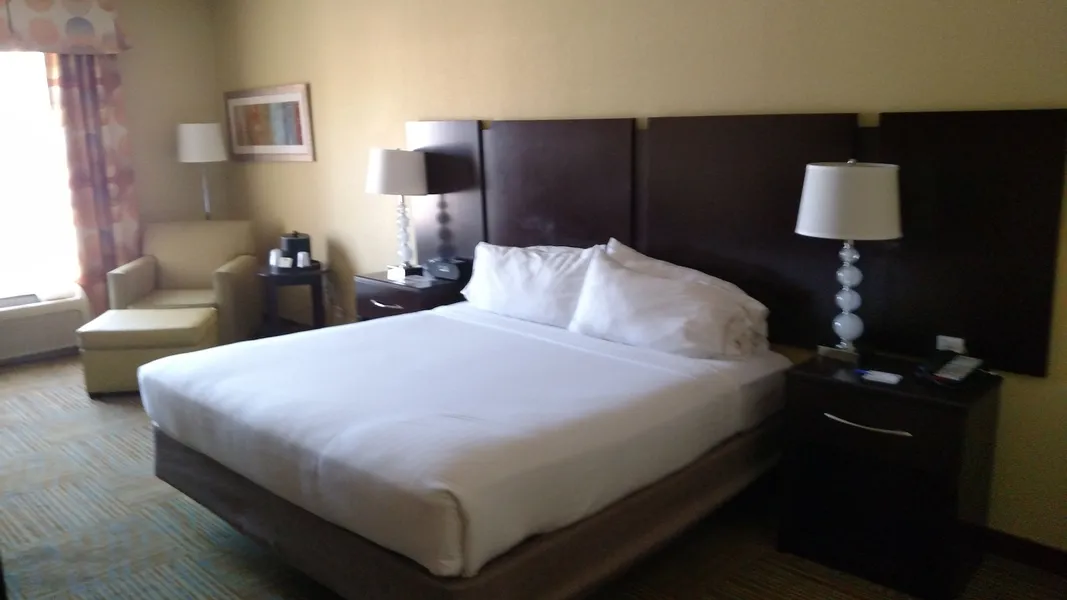 Holiday Inn Express Hotel & Suites PERRY by IHG hotel detail image 6