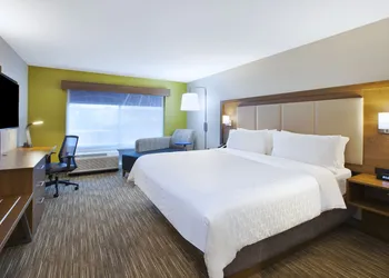 Holiday Inn Express Grand Rapids Airport North by IHG hotel thumbnail 4