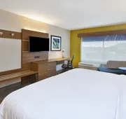 Holiday Inn Express Grand Rapids Airport North by IHG hotel detail image 5